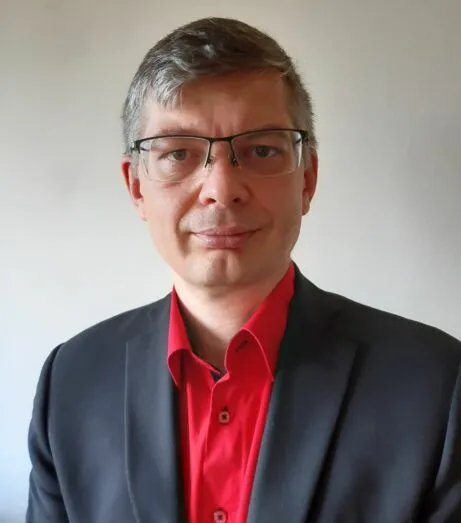Maestro Abogado Libor Fidler