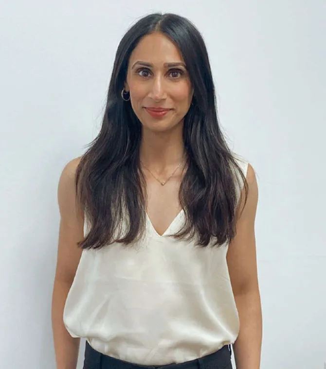 Master Anwalt Jasmine CHAUDRY