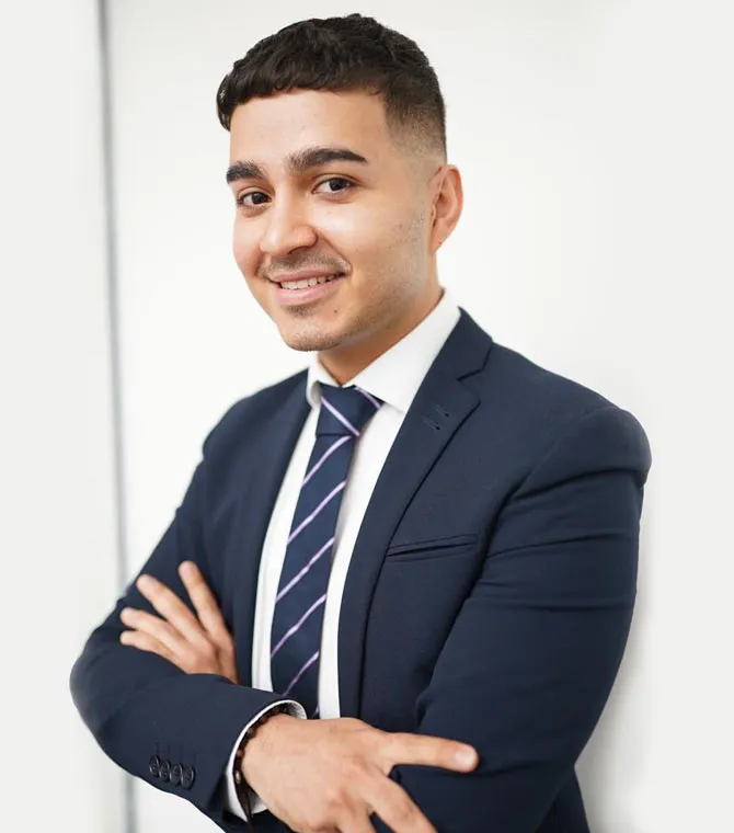 Master Lawyer Camilo SALAZAR