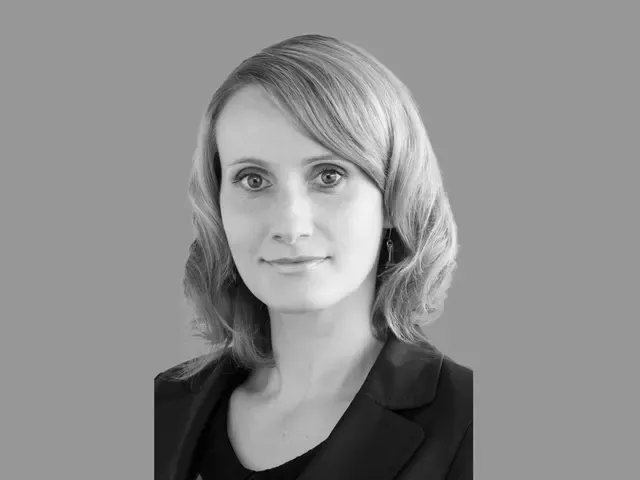 Maître Avocat Ivana Halamova Dobiskova