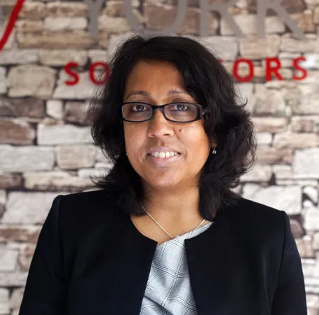Maître Avocat Deepika DIAS