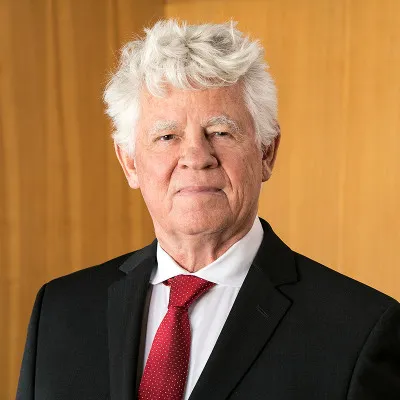 Maestro Avvocato Ragnar AÐALSTEINSSON
