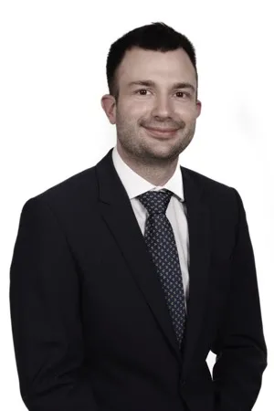 Maestro Abogado dominik MUSULIN