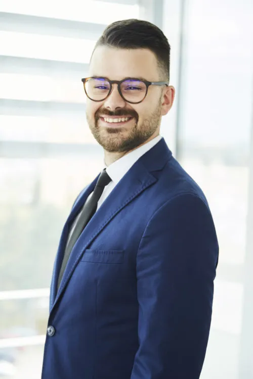 Maestro Abogado Ladislav Madl