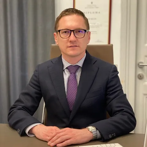 Maestro Abogado Igor BEZJAK