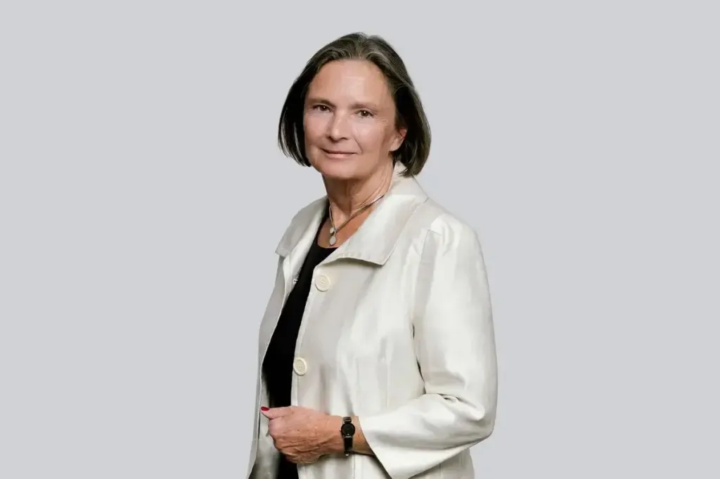 Maestro Avvocato GOULASCH DE JUDIT