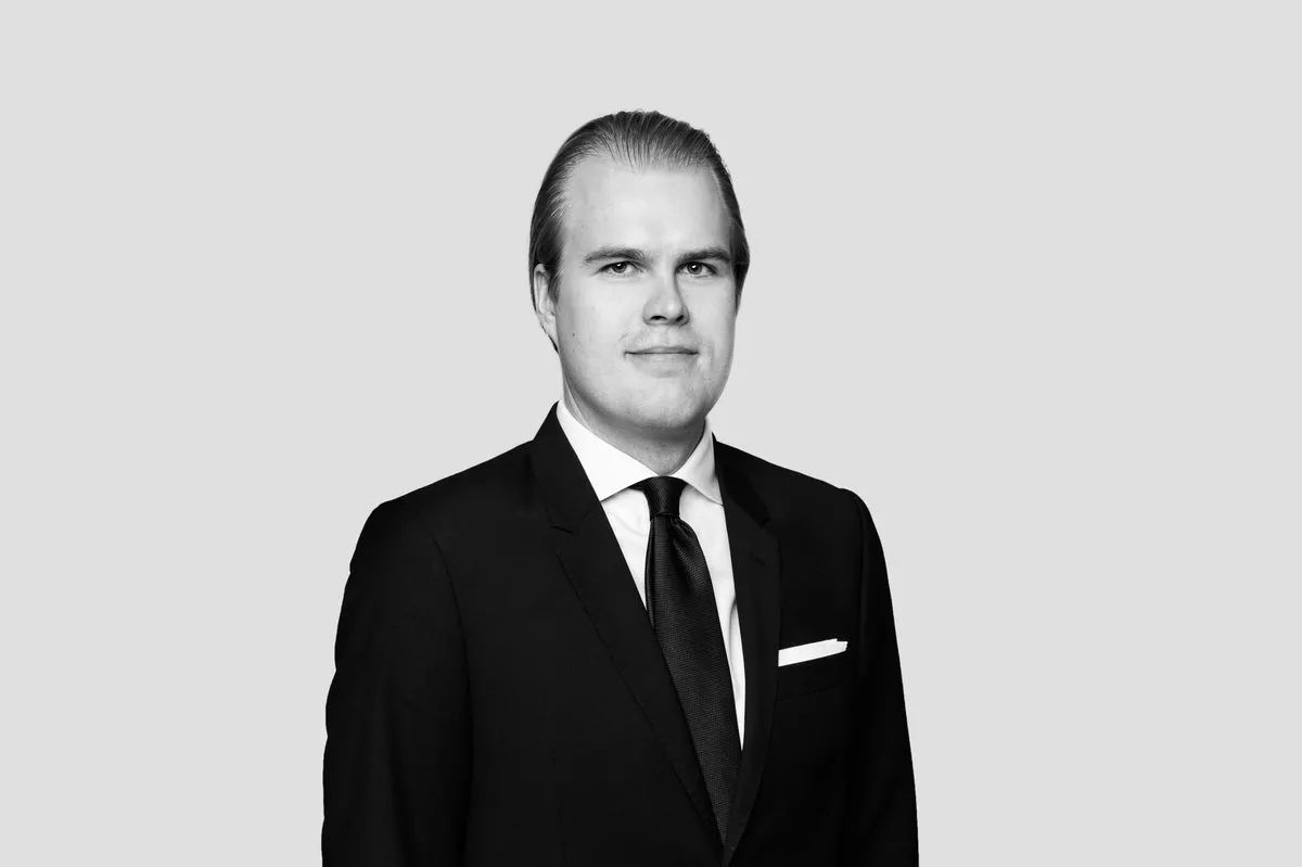 Master Anwalt Jens LINDÉN
