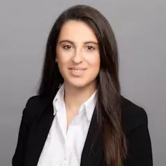 Master Lawyer Shana Shana Sitbon