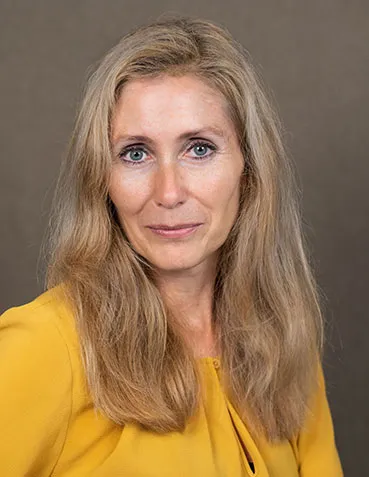 Master Lawyer Mignon DE VRIES