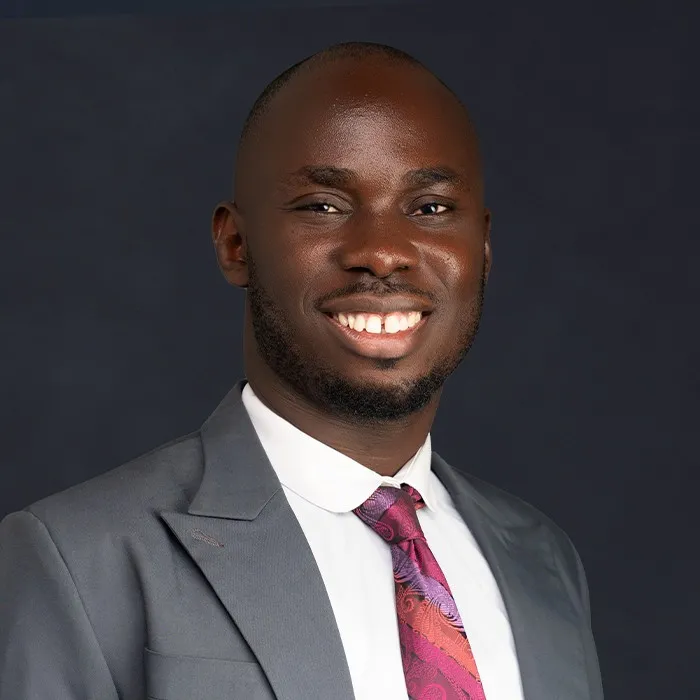 Maestro Abogado Emeka EZEKWESIRI