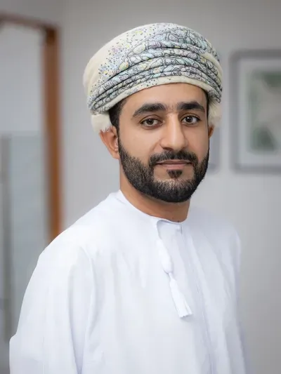 Master Anwalt Ahmed Al Abri