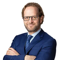 Maestro Avvocato James GLEESON