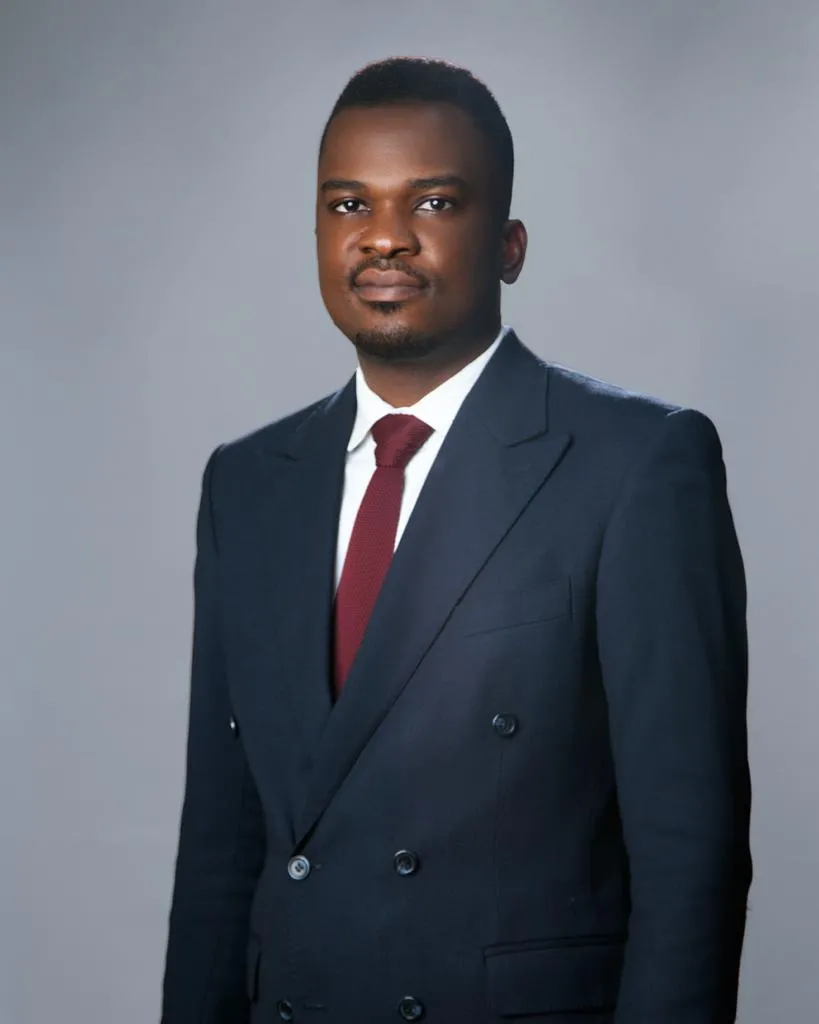 Maestro Abogado Clinton C. ANWARA