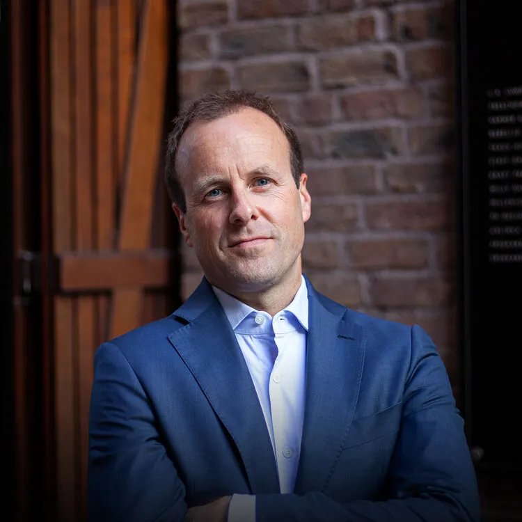 Maestro Abogado Anders STORENG