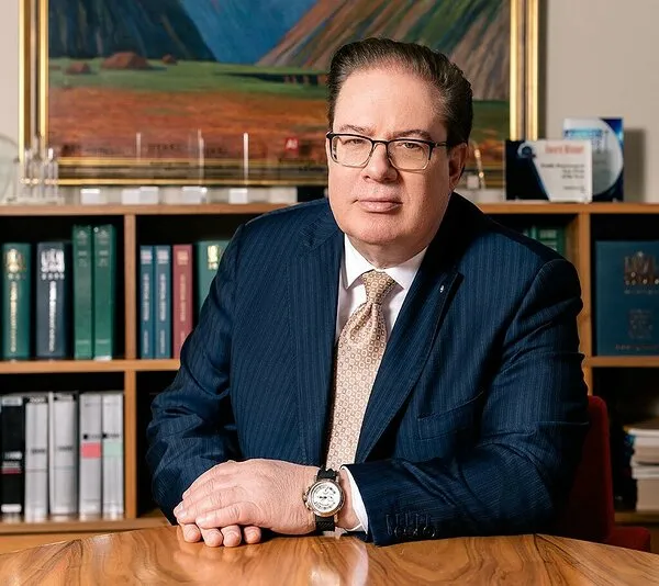 Master Anwalt Walter KRONBERG