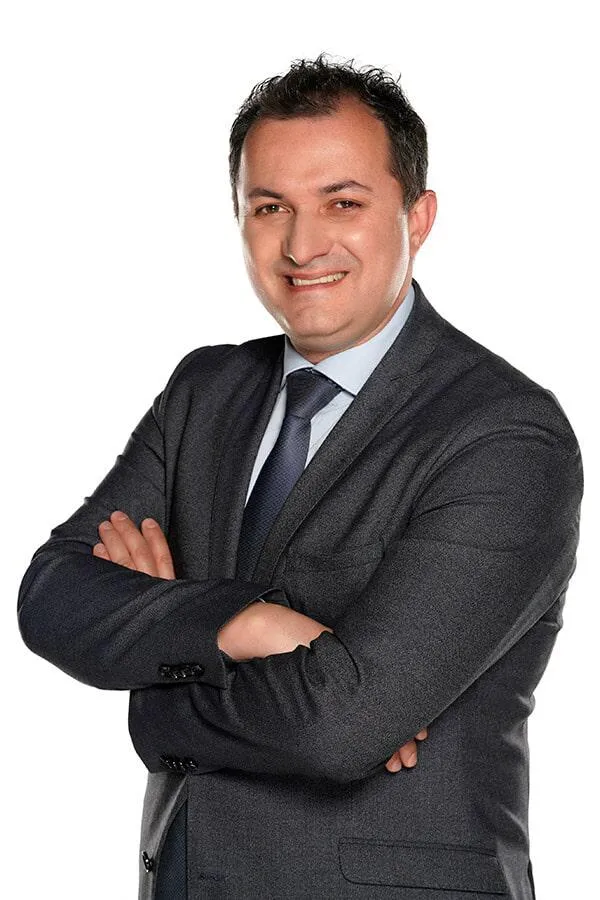 Maestro Abogado Igor ALEXANDROVSKI