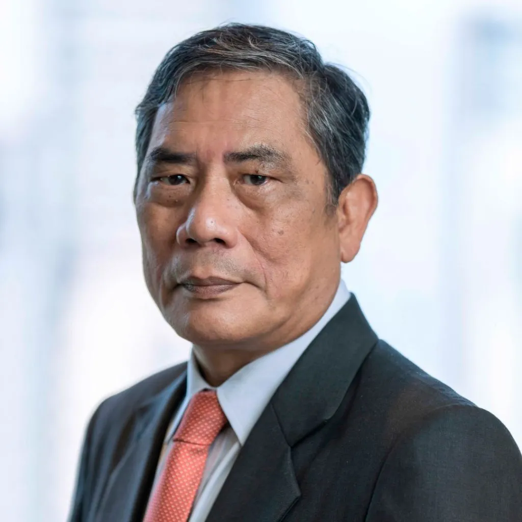 Master Anwalt Roberto L. Tan