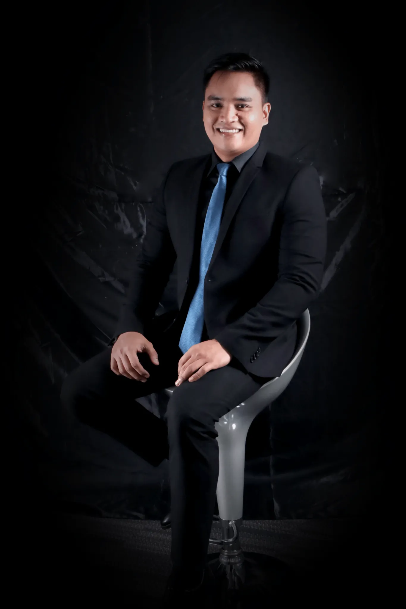Maître Avocat ISAGANI B. BUCOY JR