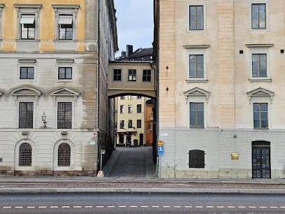 Maître Avocat Erik LÖFWALL