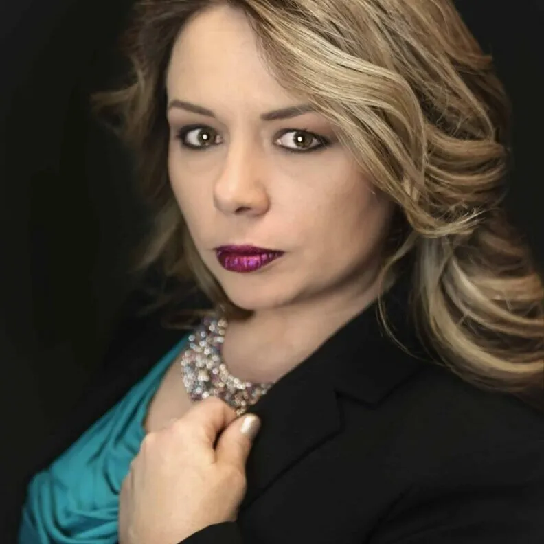 Maestro Abogado Jessica ZUPP