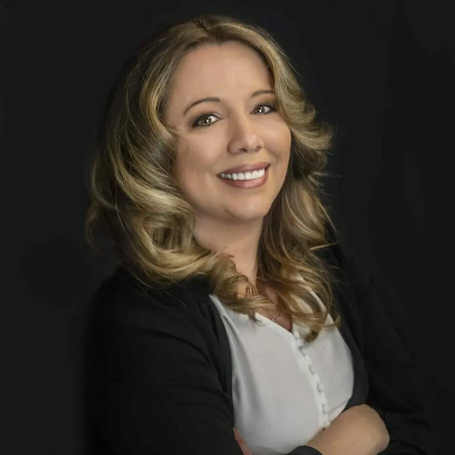 Maestro Avvocato Jennifer ZUPP