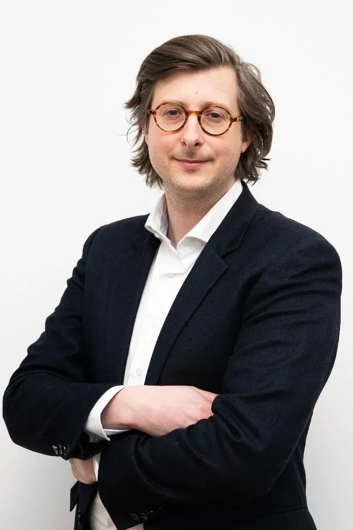 Maître Avocat Mag . Igor MATEJUK, BEd