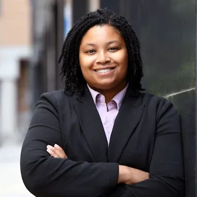 Maestro Avvocato Jade ROBERTS