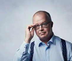 Master Anwalt Dan KARLSSON