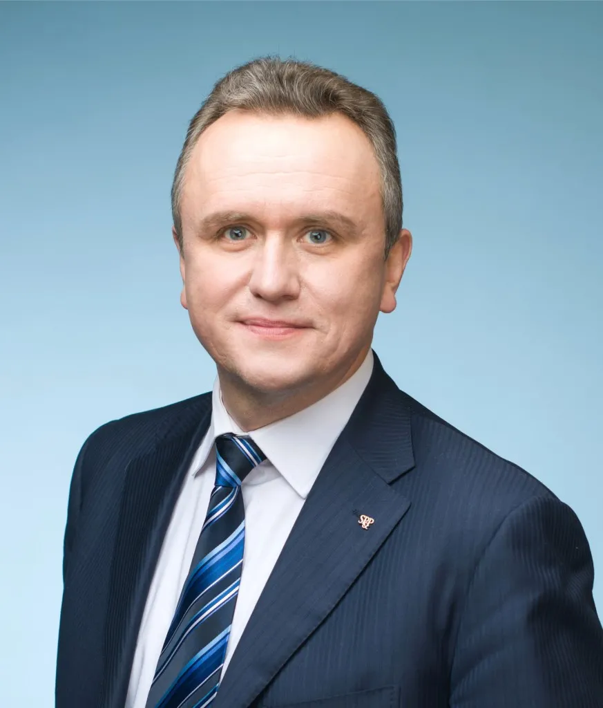 Master Anwalt Valery PAPAKUL